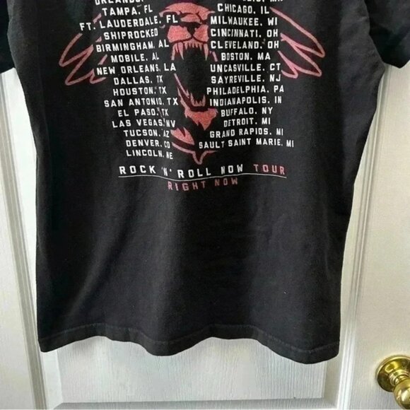 Pop Evil Shirt Mens Graphic Print Band Tee Concert Tour T-Shirt Black Medium - Picture 8 of 14